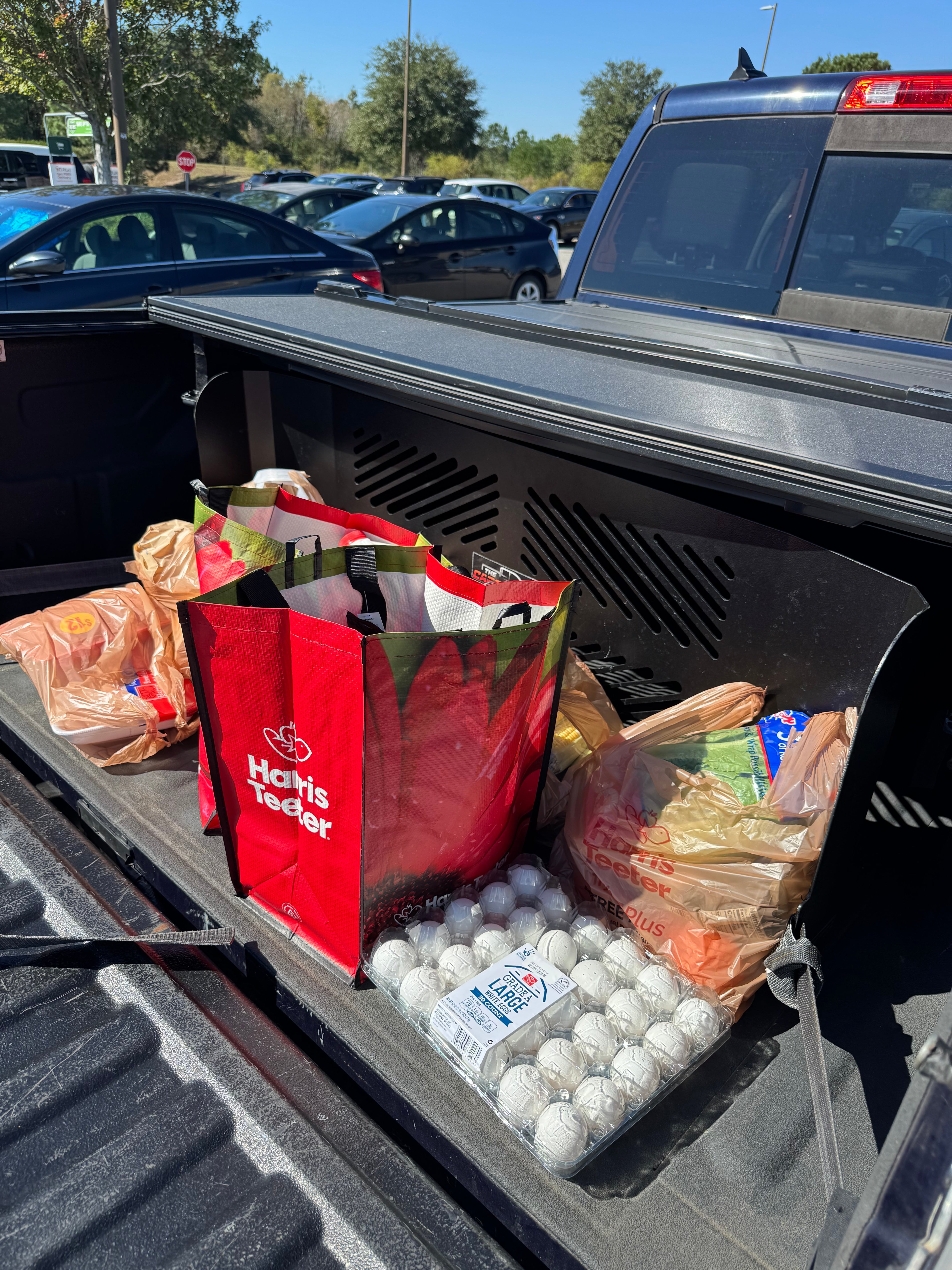 Heavy-Duty Bed Accessories for Ram 2500 Durable Storage and Cargo Control